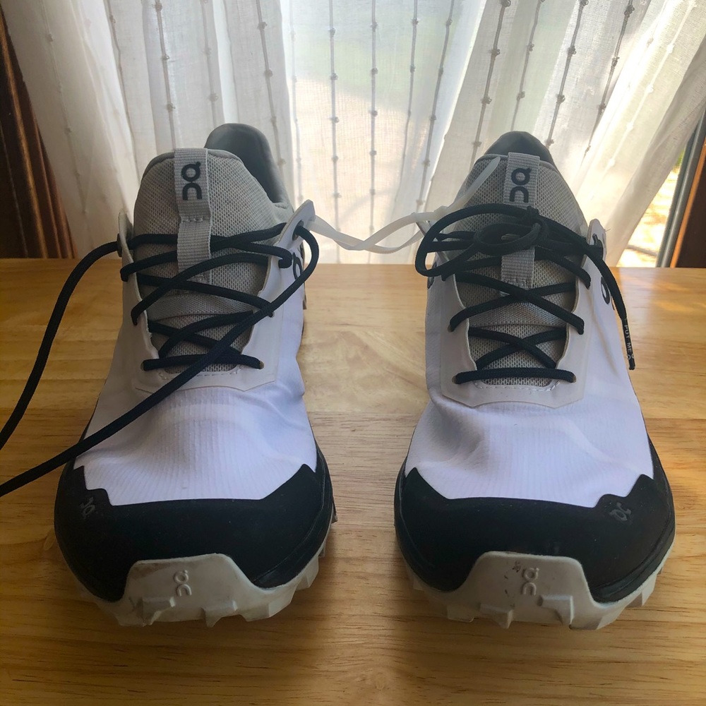 On Cloud Cloudventure Peak Trail Running Shoes